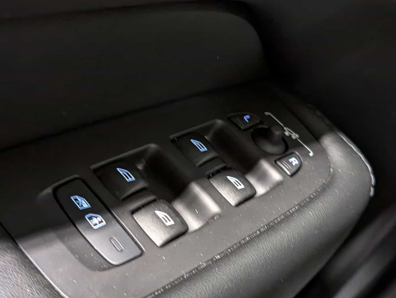 2024 Volvo XC60 B5 - Plus - Image 22