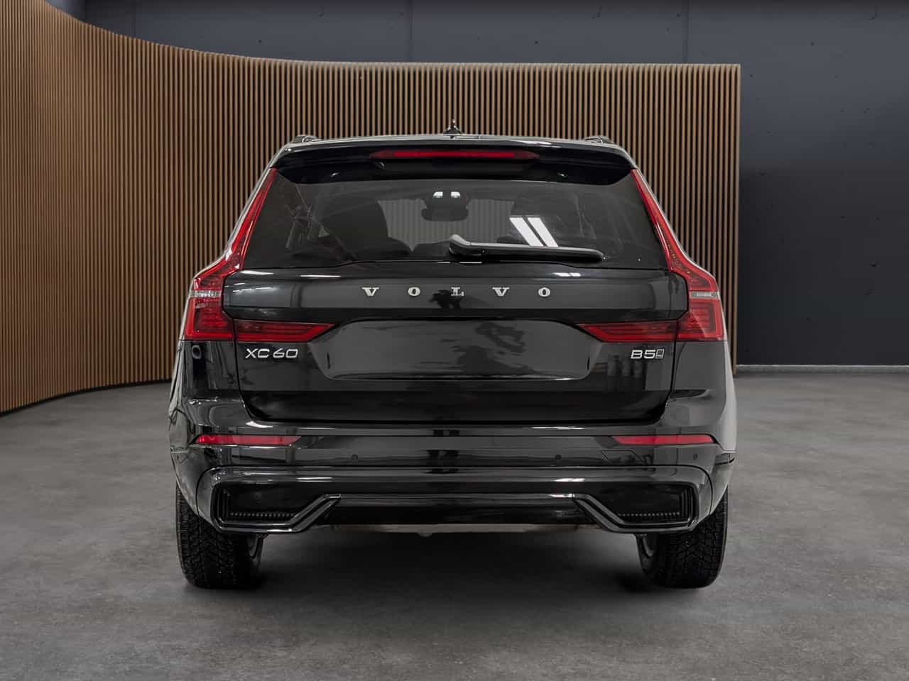 2026 Volvo XC60 B5 - Plus - Image 6