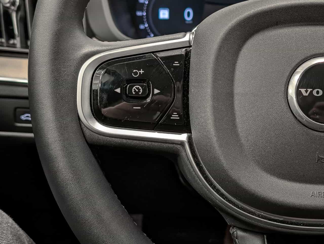 2026 Volvo XC60 B5 - Plus - Image 18