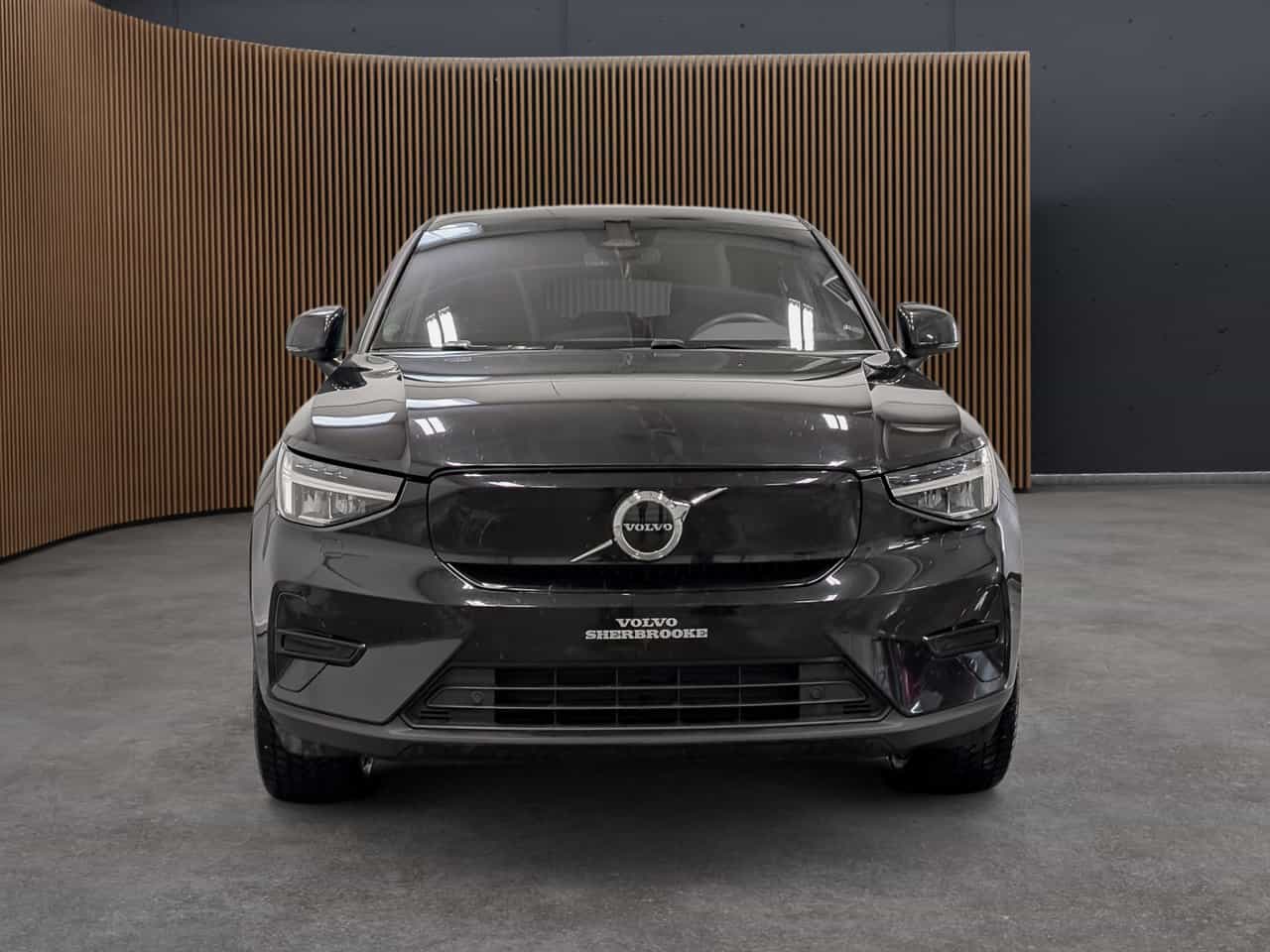2023 Volvo C40 Recharge Core - Image 3