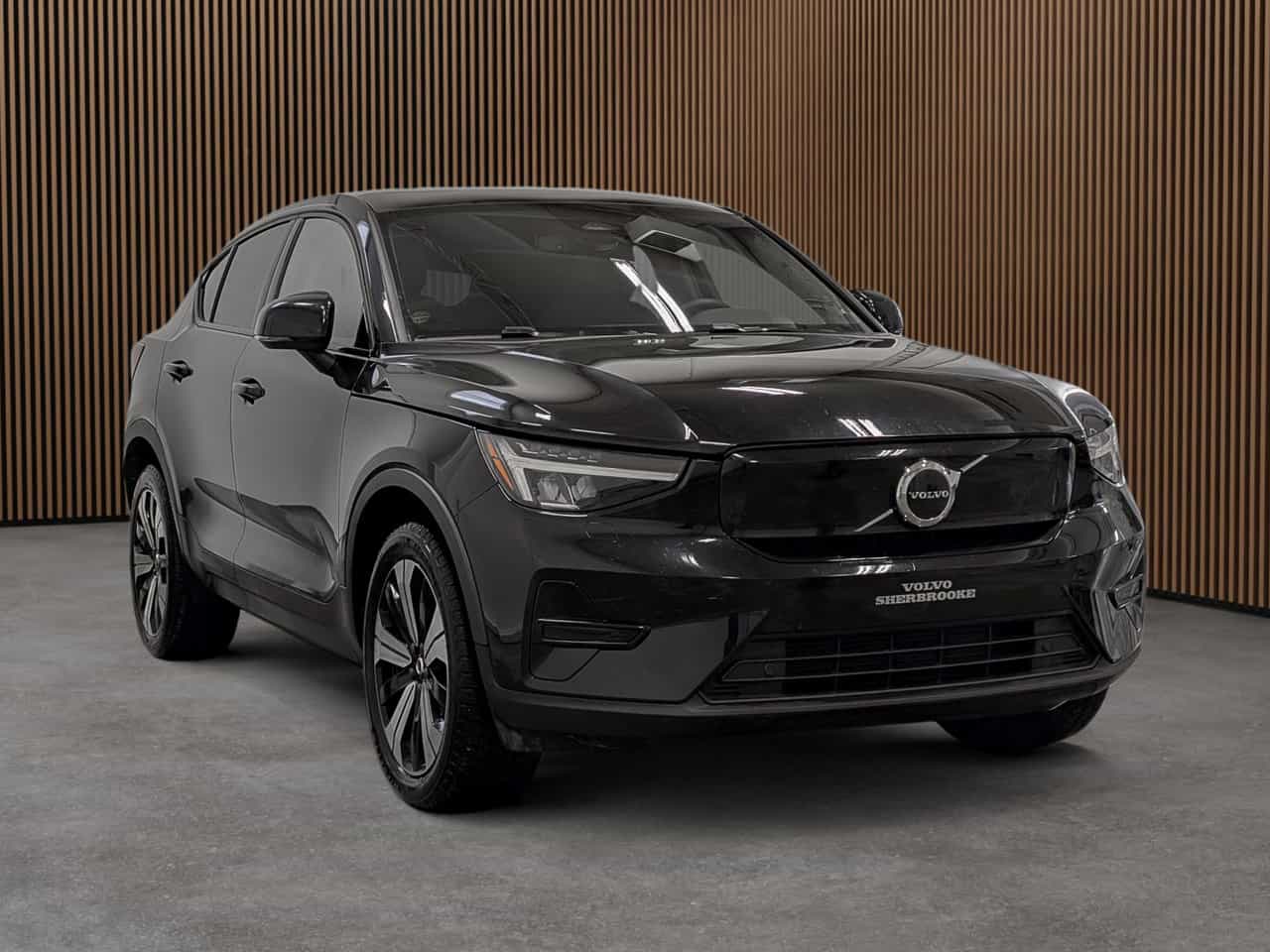 2023 Volvo C40 Recharge Core - Image 4