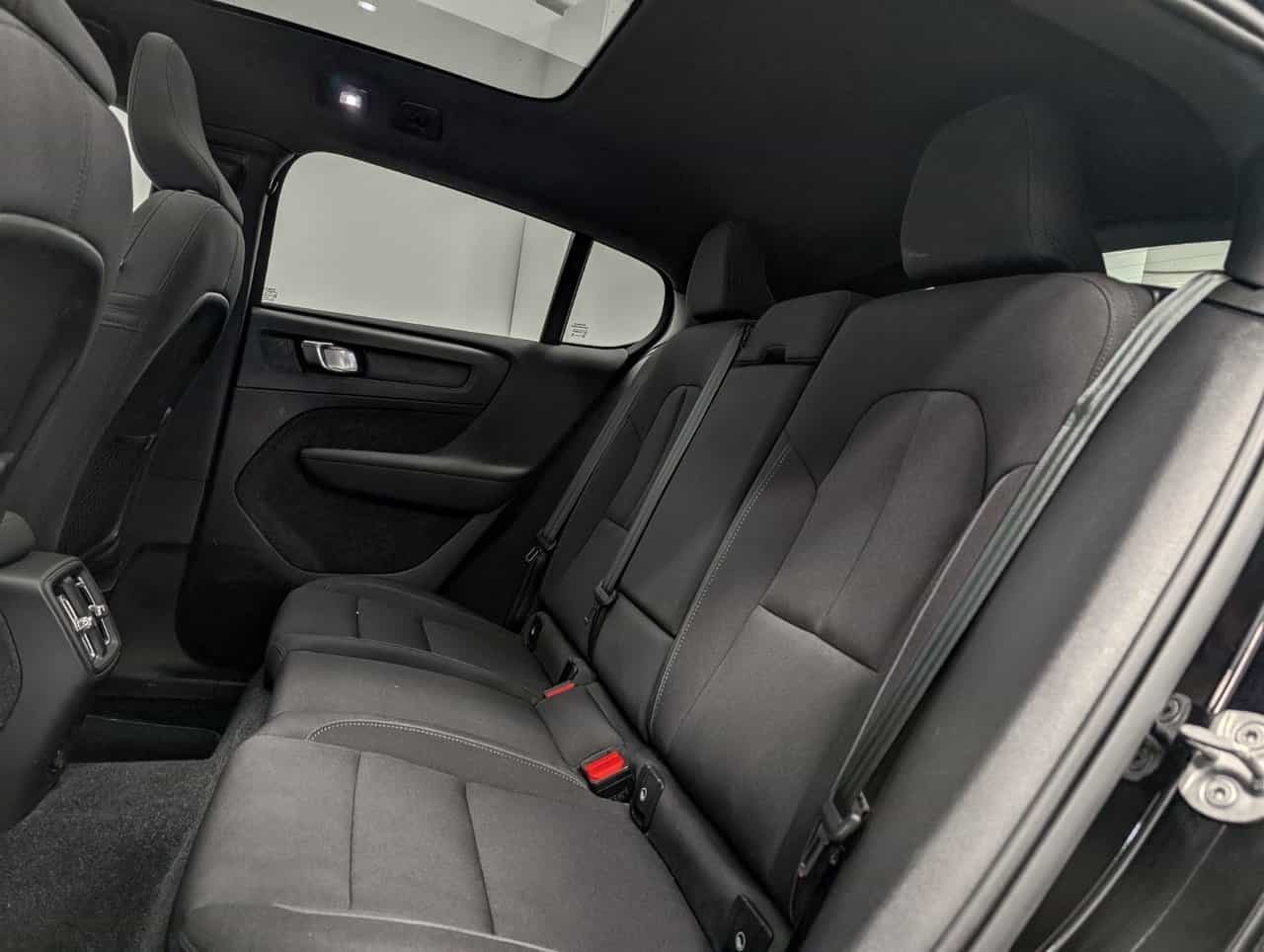 2023 Volvo C40 Recharge Core - Image 12