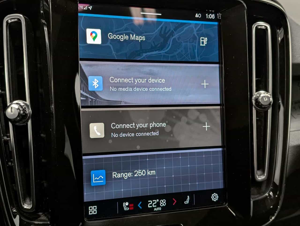 2023 Volvo C40 Recharge Core - Image 16