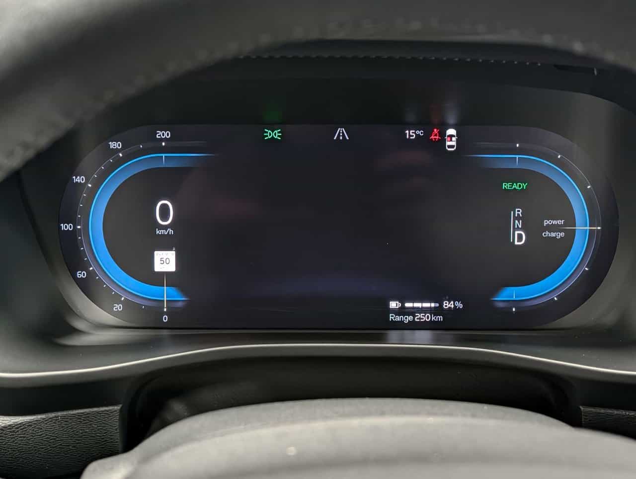 2023 Volvo C40 Recharge Core - Image 23