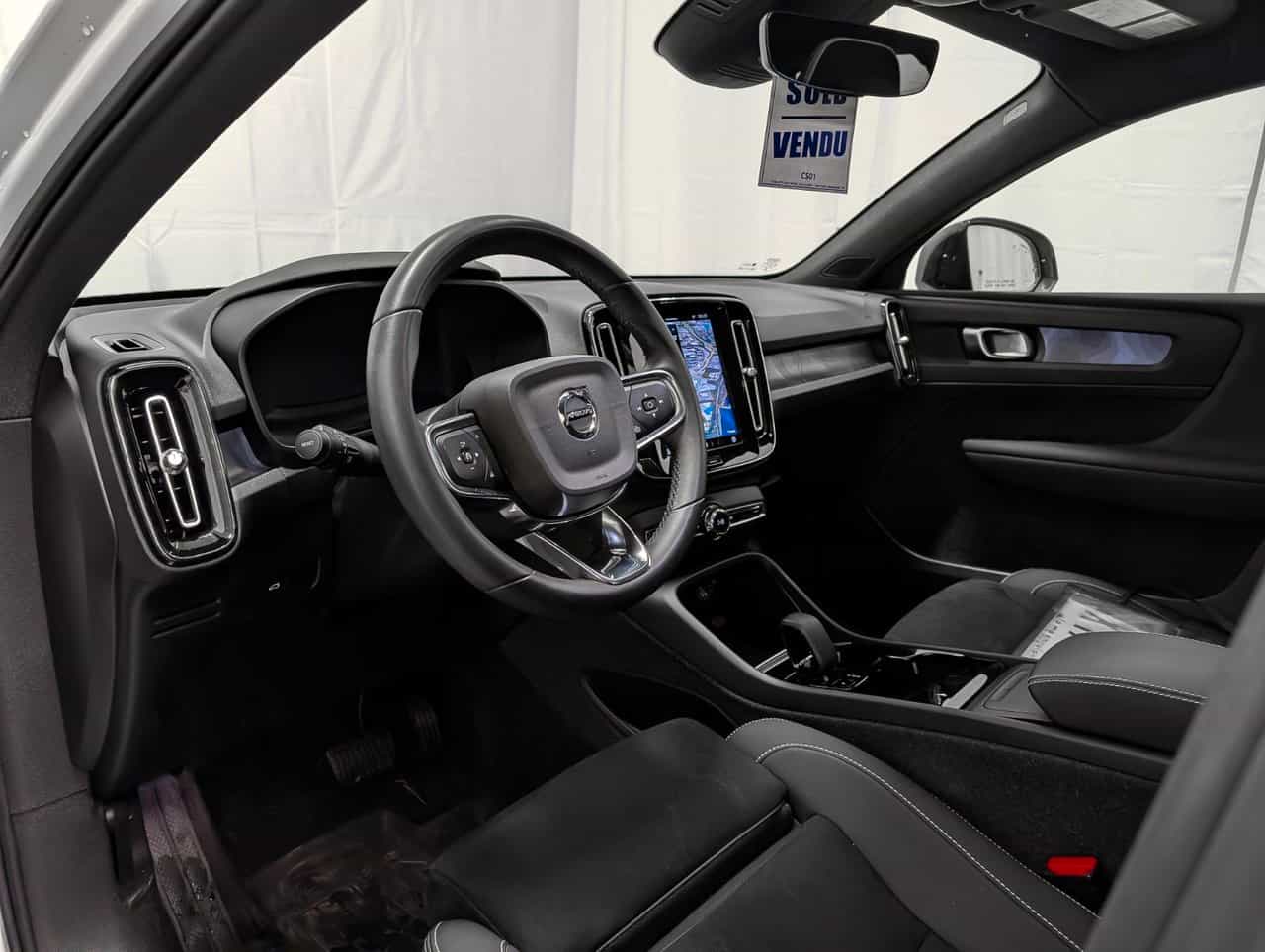 2023 Volvo C40 Recharge Plus - Image 8