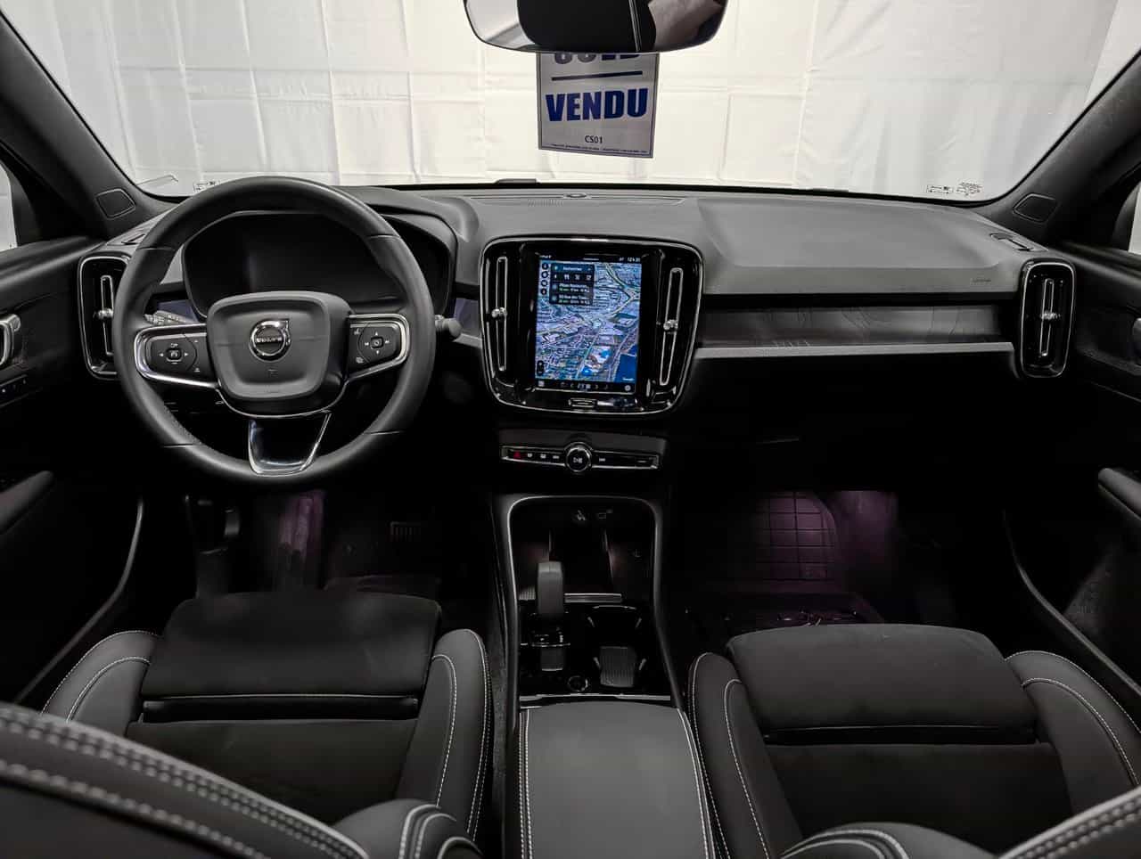 2023 Volvo C40 Recharge Plus - Image 12