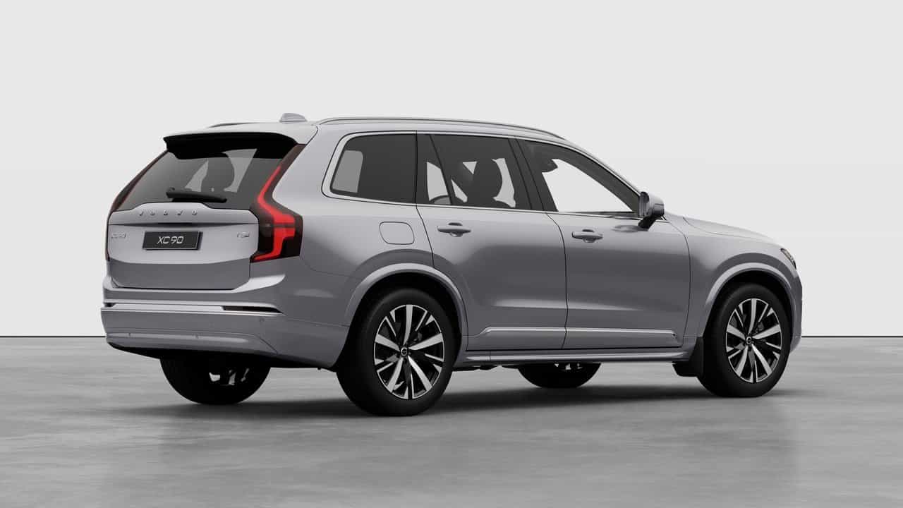 Image 4 Volvo XC90 Recharge Core 2026