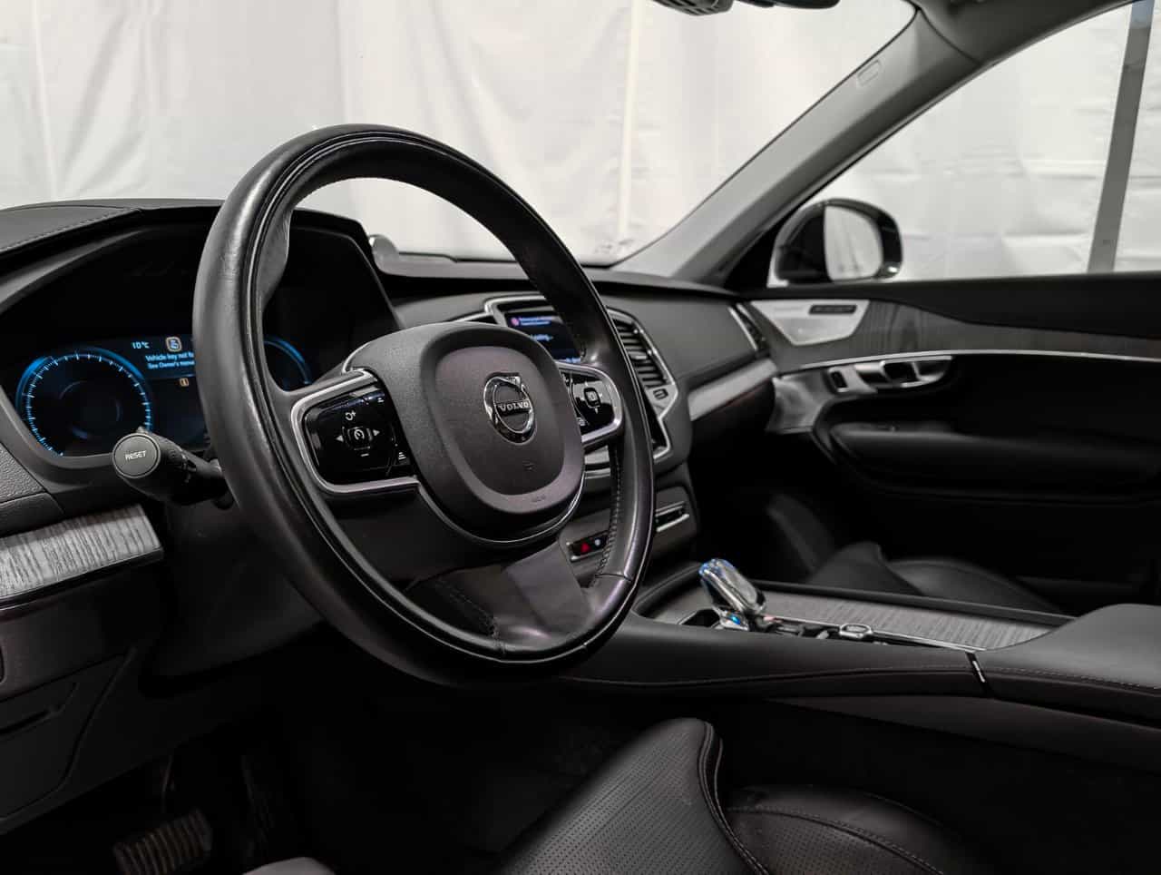 2022 Volvo XC90 Recharge Inscription - Image 8