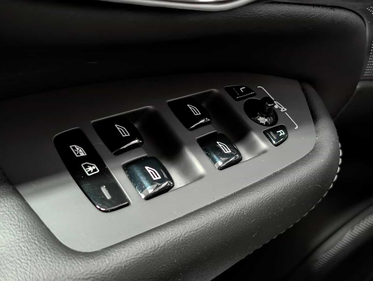 2022 Volvo XC90 Recharge Inscription - Image 23