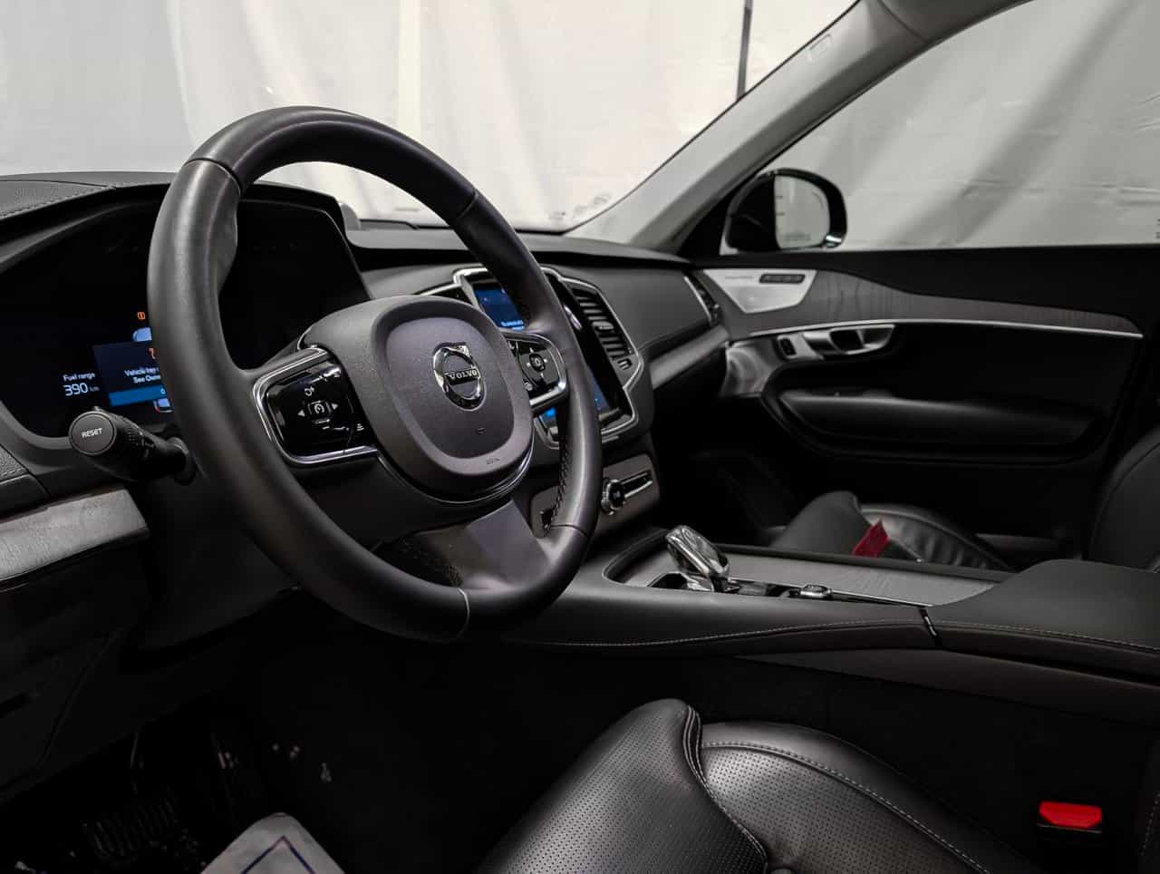 2024 Volvo XC90 B6 - Ultimate - Image 8