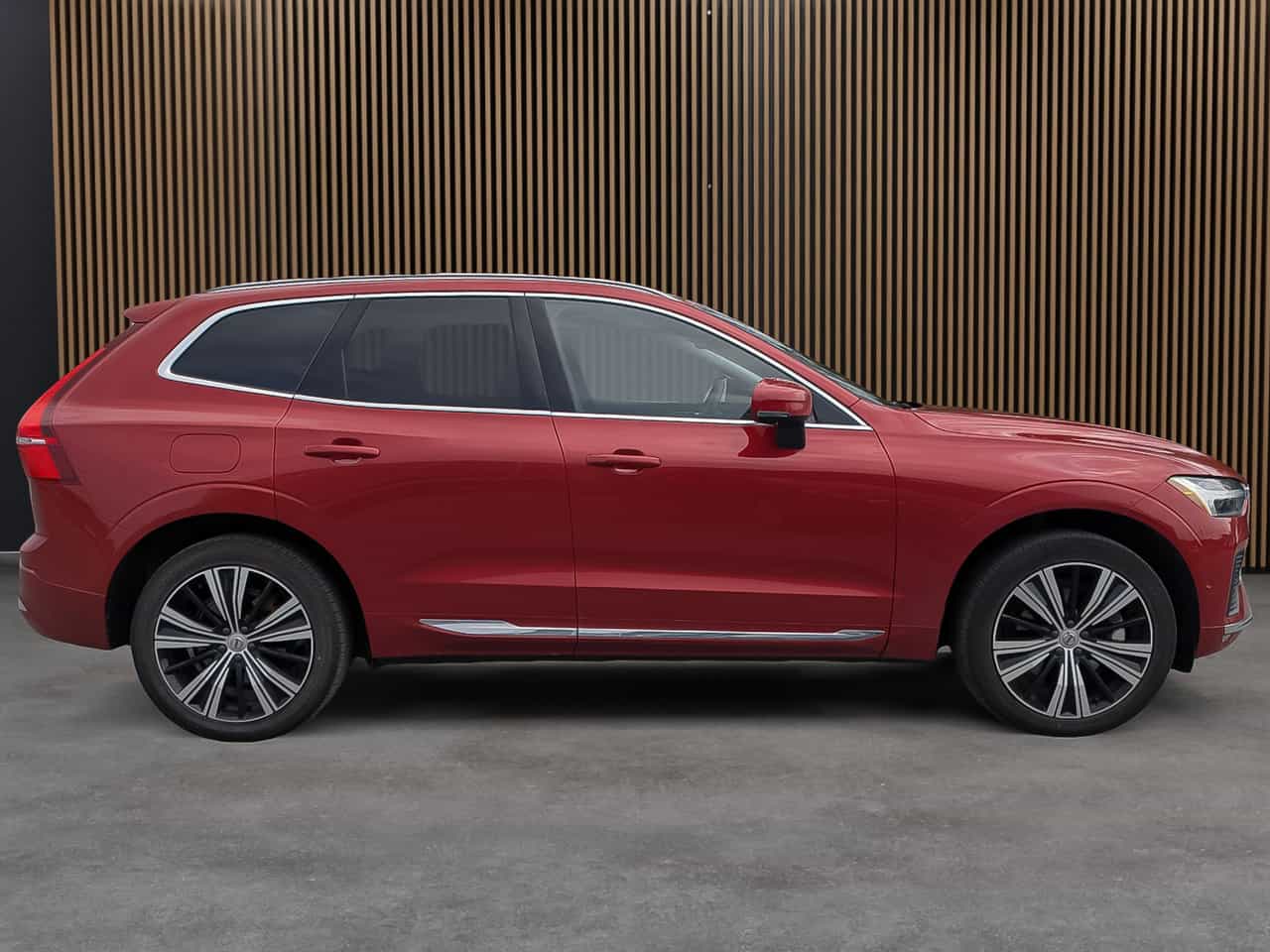 2023 Volvo XC60 Plus B6 - Image 6