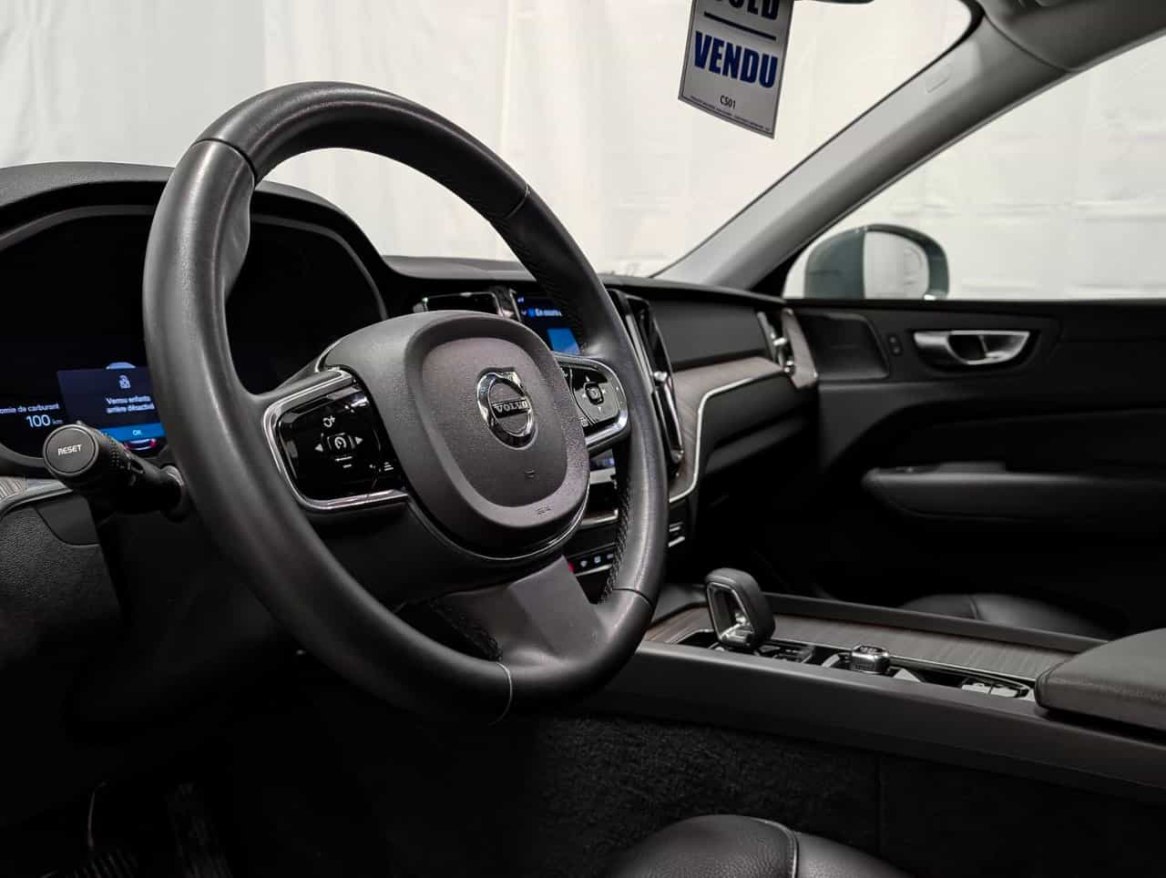 2023 Volvo XC60 Plus B6 - Image 8