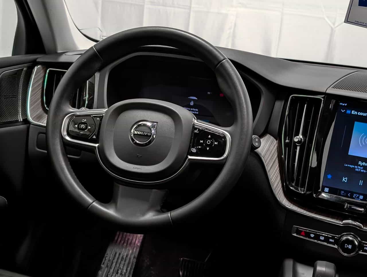 Image 13 Volvo XC60 Plus B6 2023