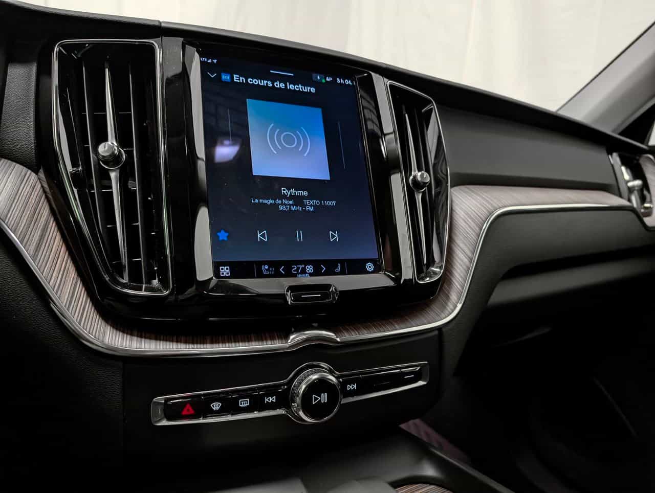 Image 14 Volvo XC60 Plus B6 2023