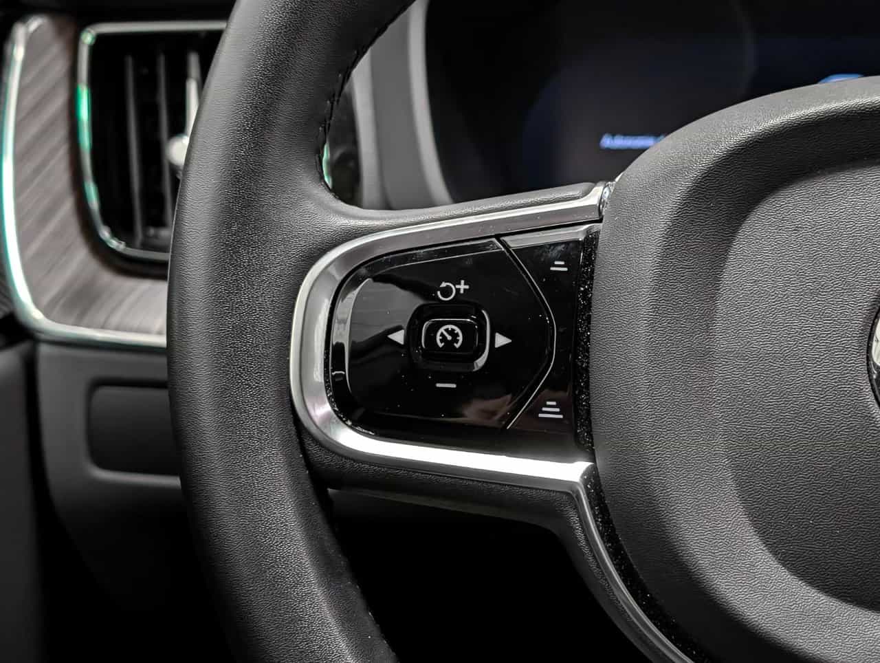 Image 20 Volvo XC60 Plus B6 2023