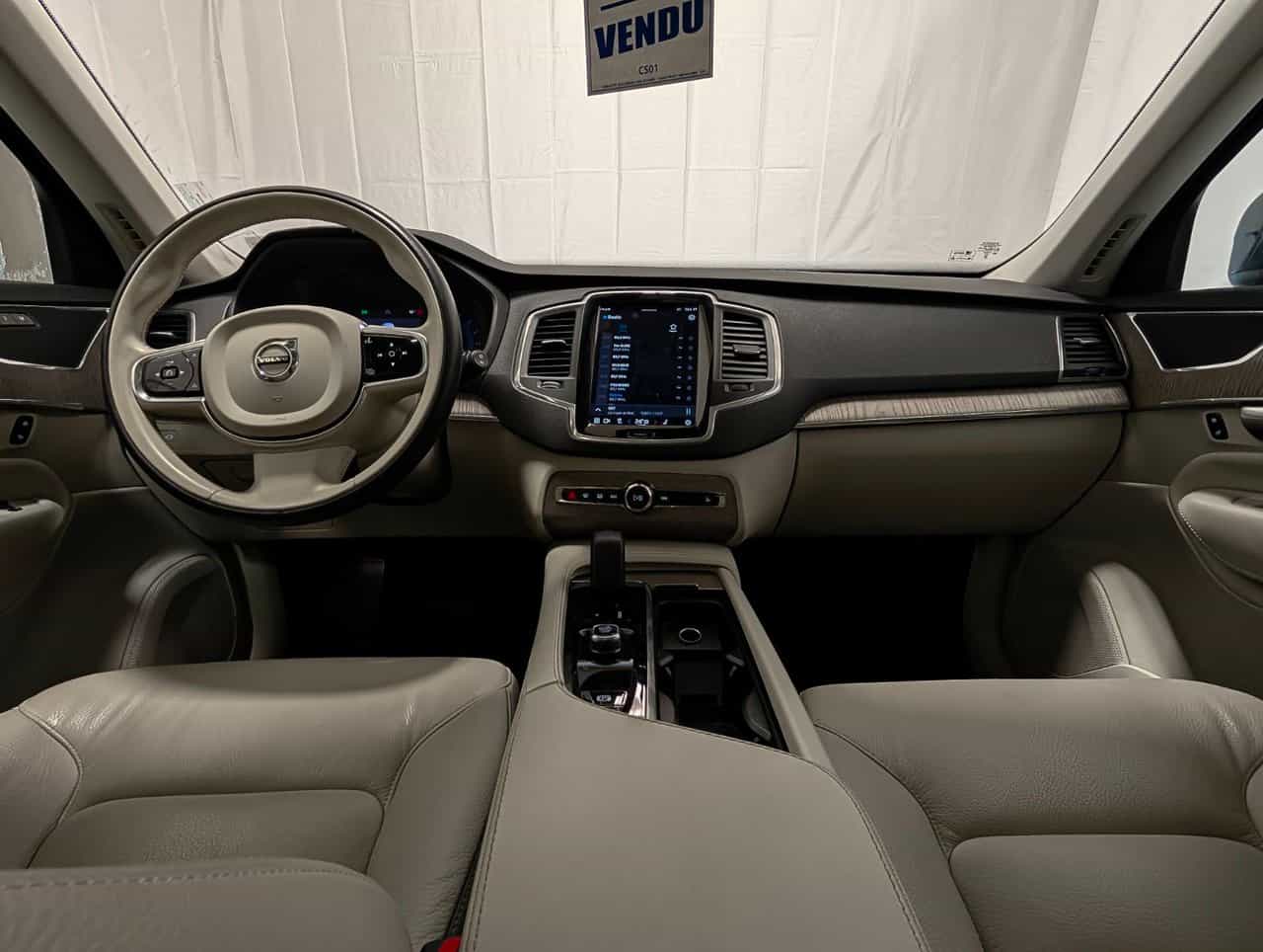 2024 Volvo XC90 B6 - Core - Image 12