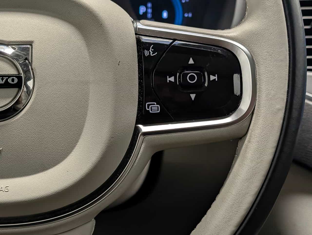 2024 Volvo XC90 B6 - Core - Image 18