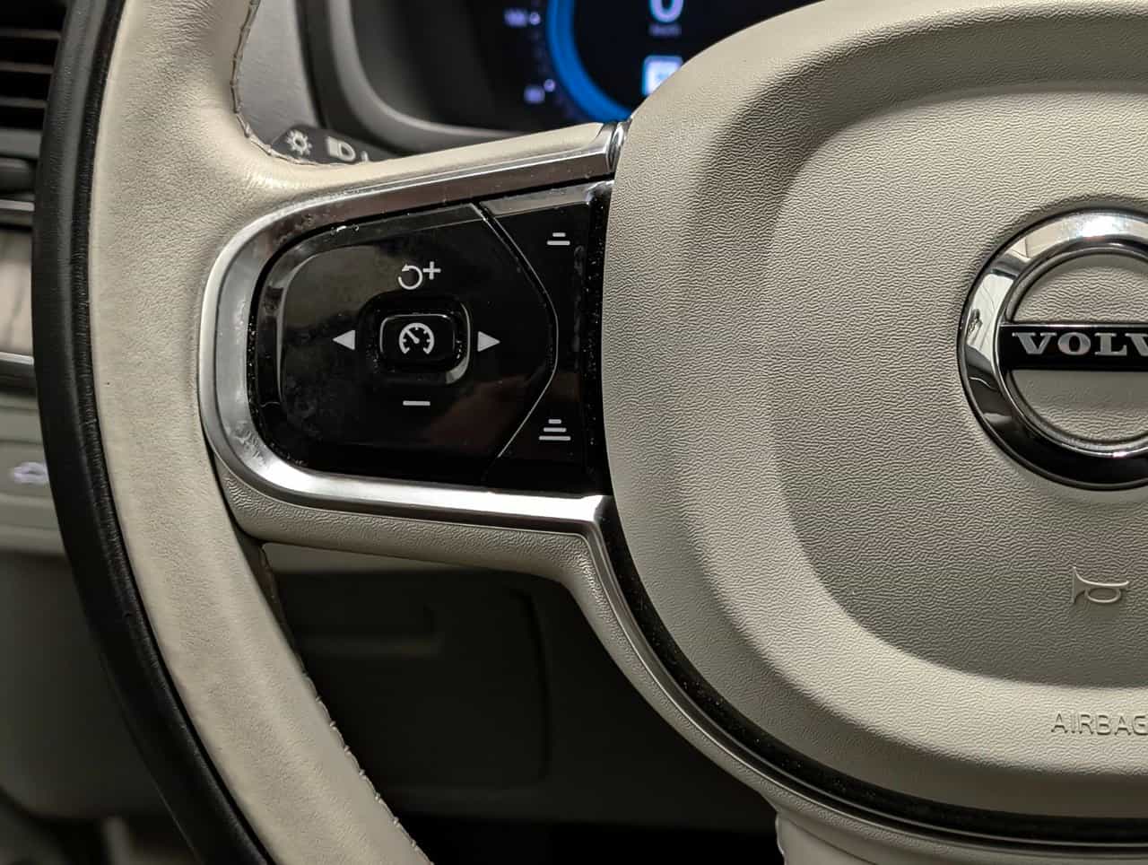 Image 19 Volvo XC90 B6 - Core 2024