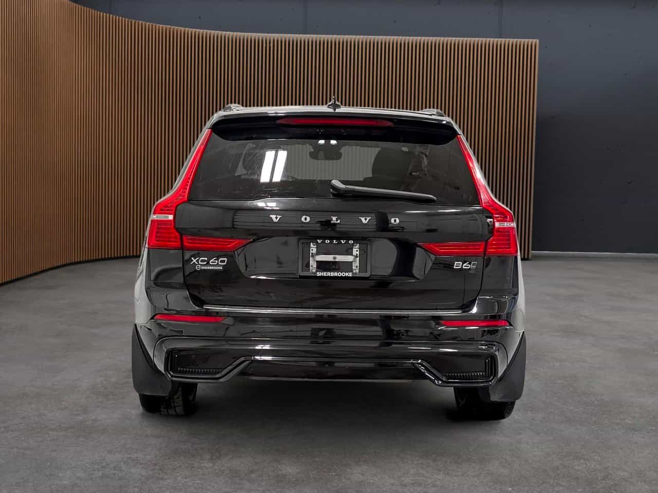 Image 5 Volvo XC60 R-Design 2022