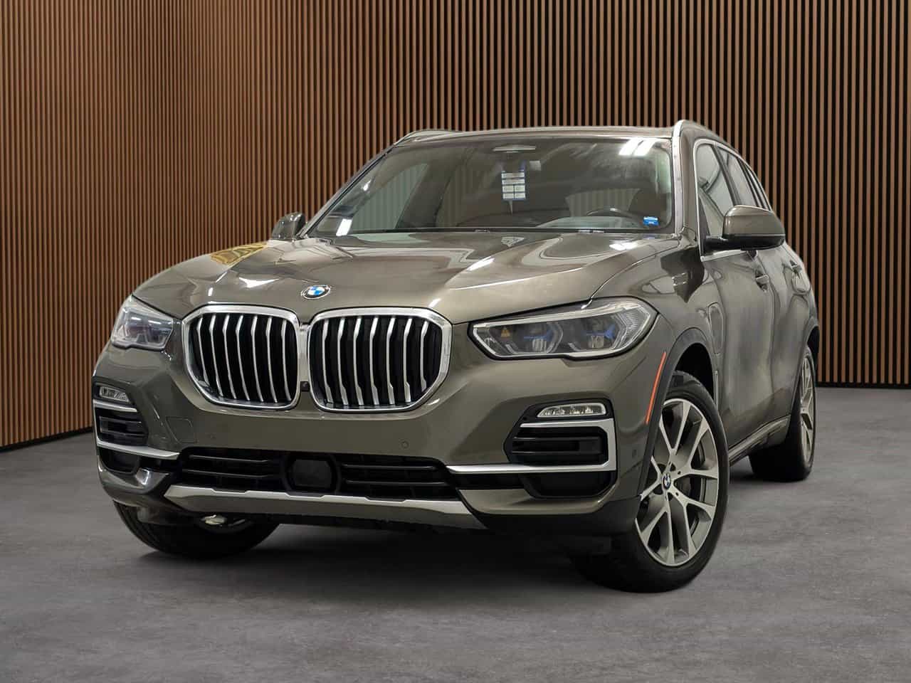 2021 BMW X5 xDrive45e - Image 1