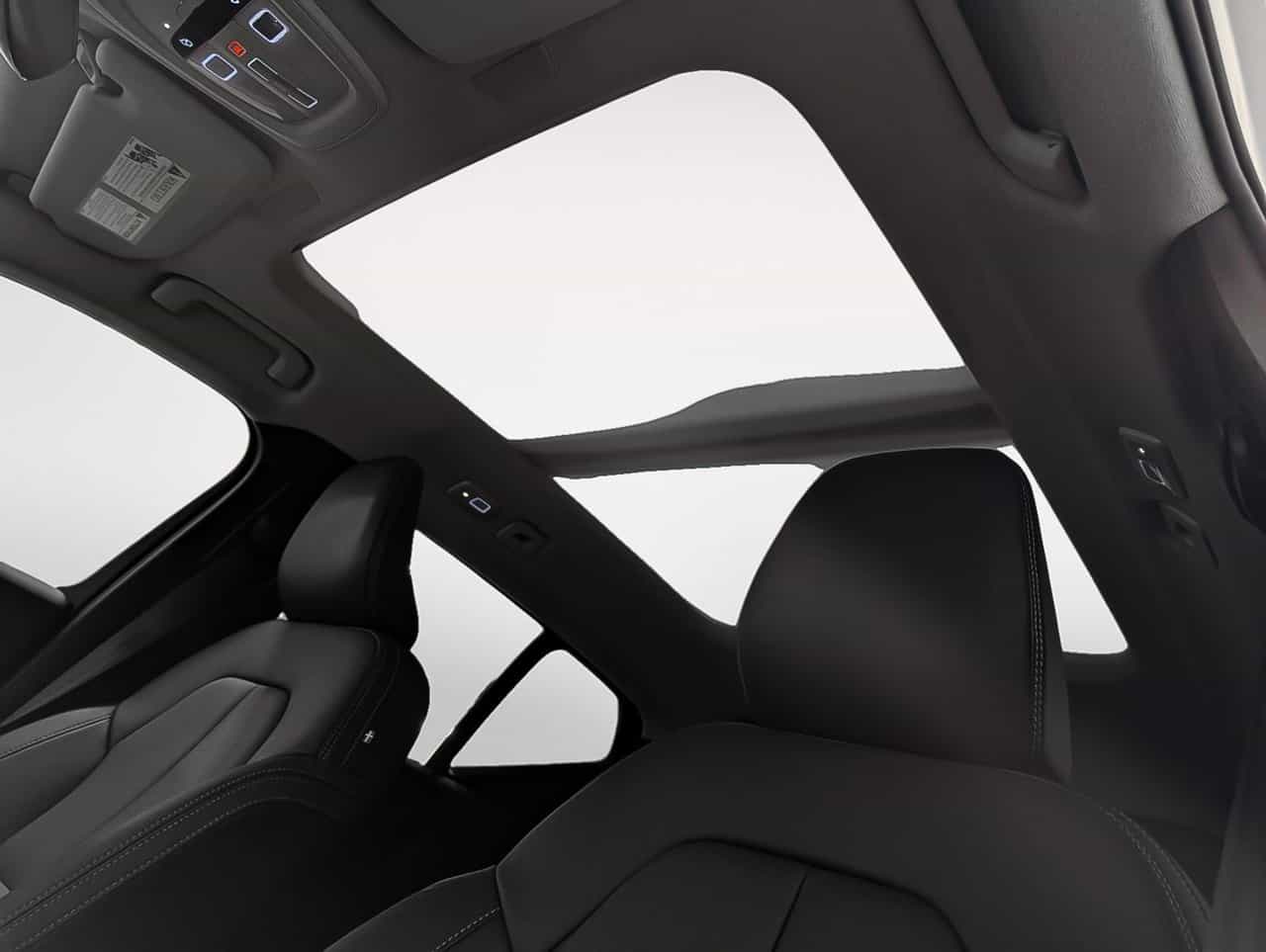 Image 11 Volvo XC40 B5 - Plus 2025