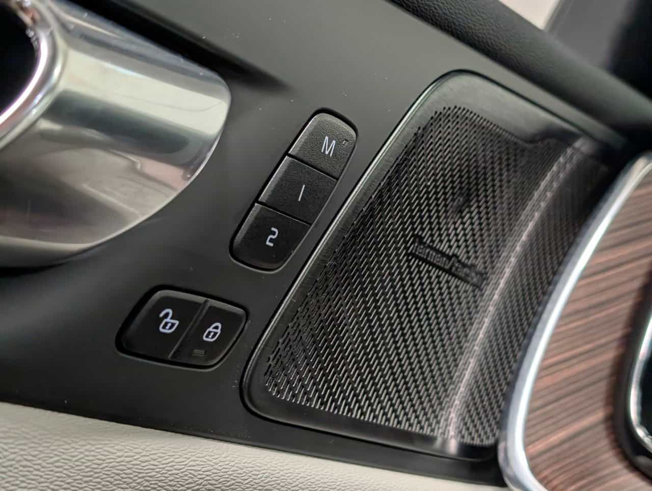 2022 Volvo XC60 Momentum - Image 23