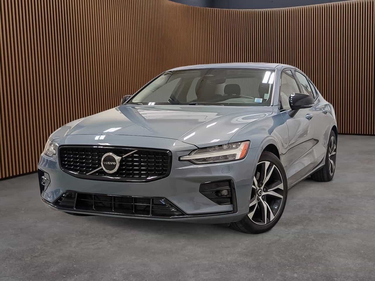 Image 1 Volvo S60 B5 - Core 2024