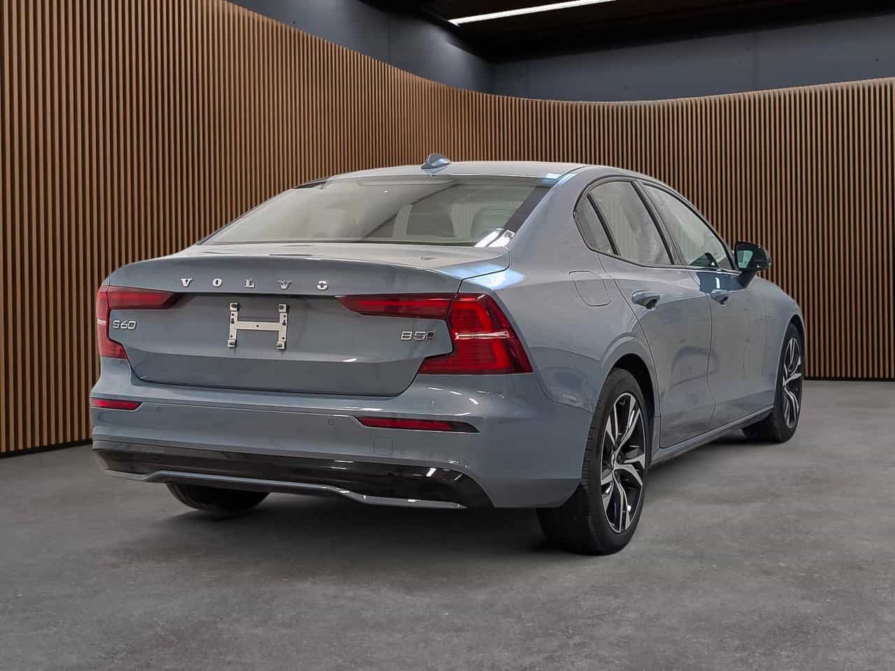 2024 Volvo S60 B5 - Core - Image 6