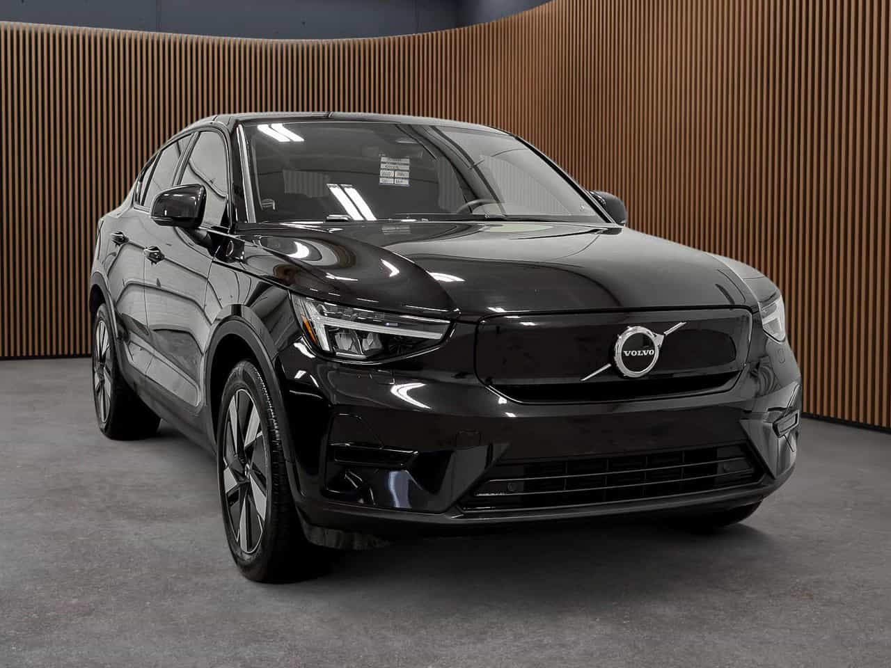 Image 3 Volvo C40 Recharge Core 2024