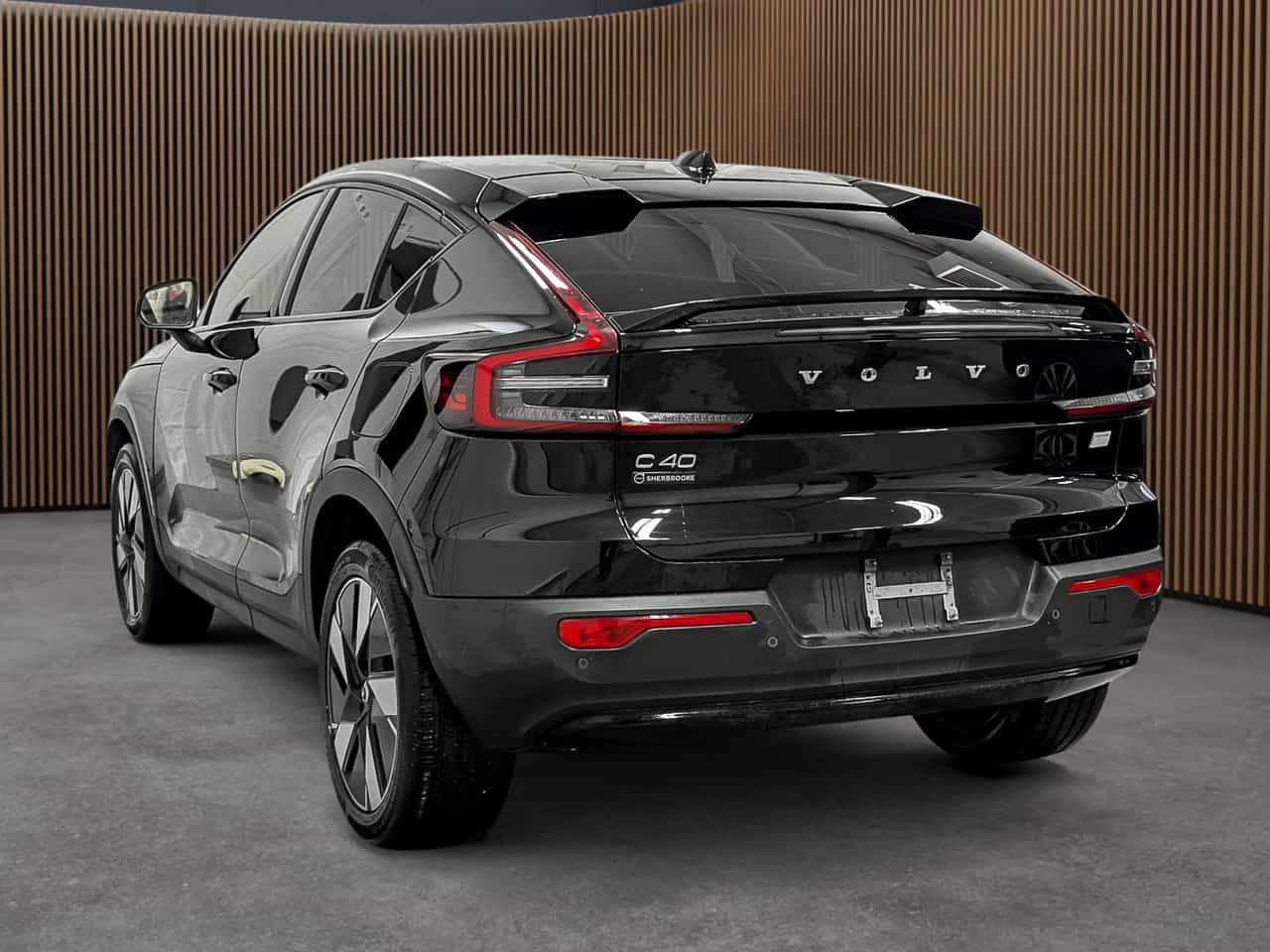 2024 Volvo C40 Recharge Core - Image 4