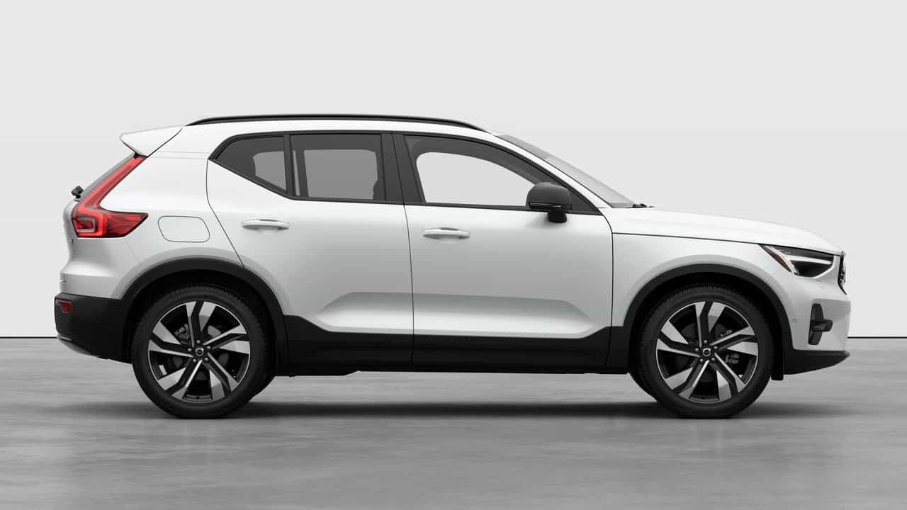 Image 7 Volvo XC40 B5 - Plus 2026