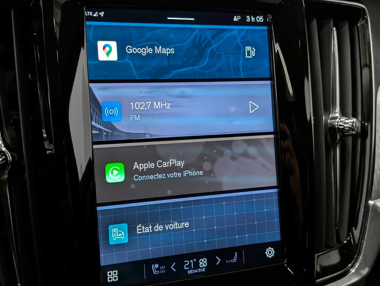 2025 Volvo V90 Cross Country B6 - CC Plus - Image 16