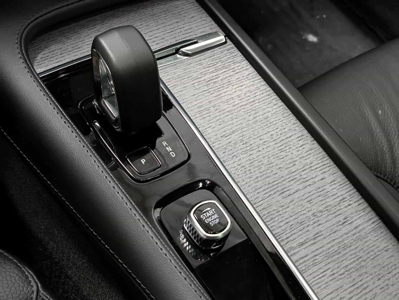 2025 Volvo V90 Cross Country B6 - CC Plus - Image 18