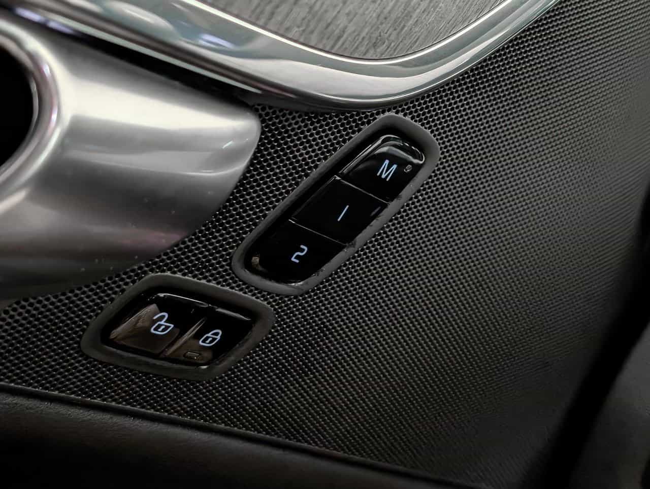 2025 Volvo V90 Cross Country B6 - CC Plus - Image 22