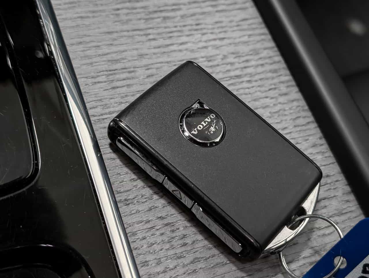 2025 Volvo V90 Cross Country B6 - CC Plus - Image 26