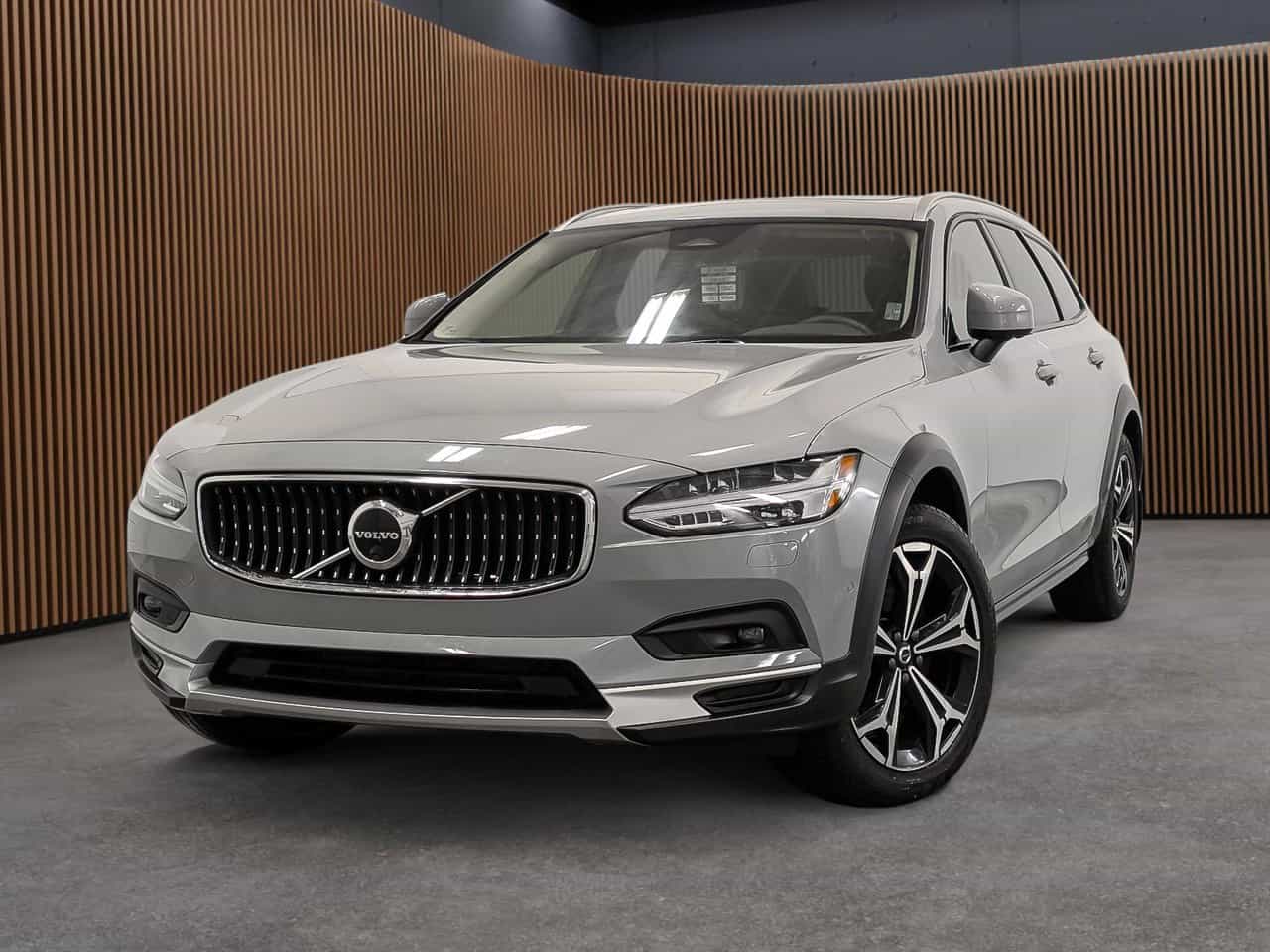 2025 Volvo V90 B6 - CC Plus - Image 1
