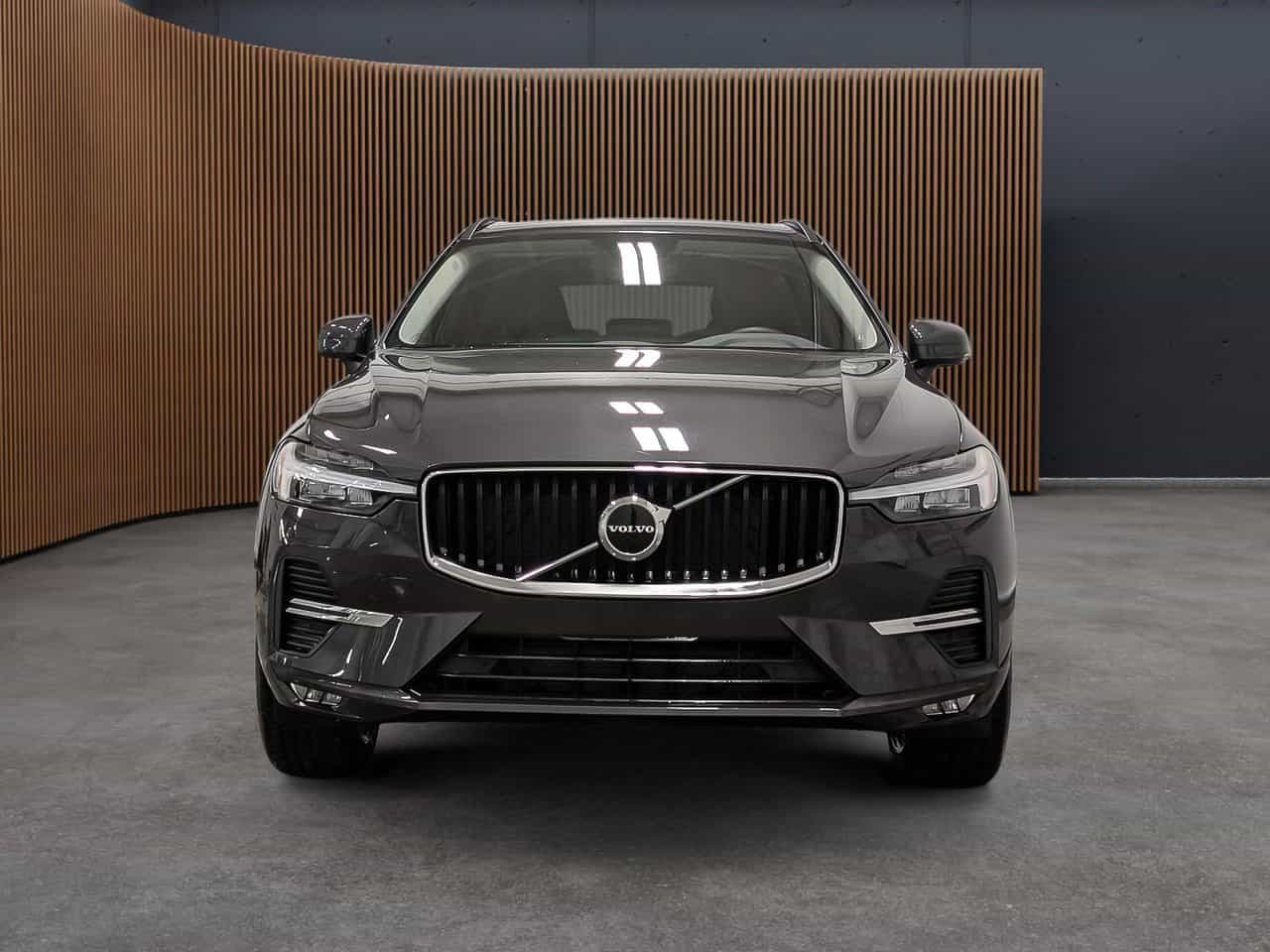 2023 Volvo XC60 Core B6 - Image 2