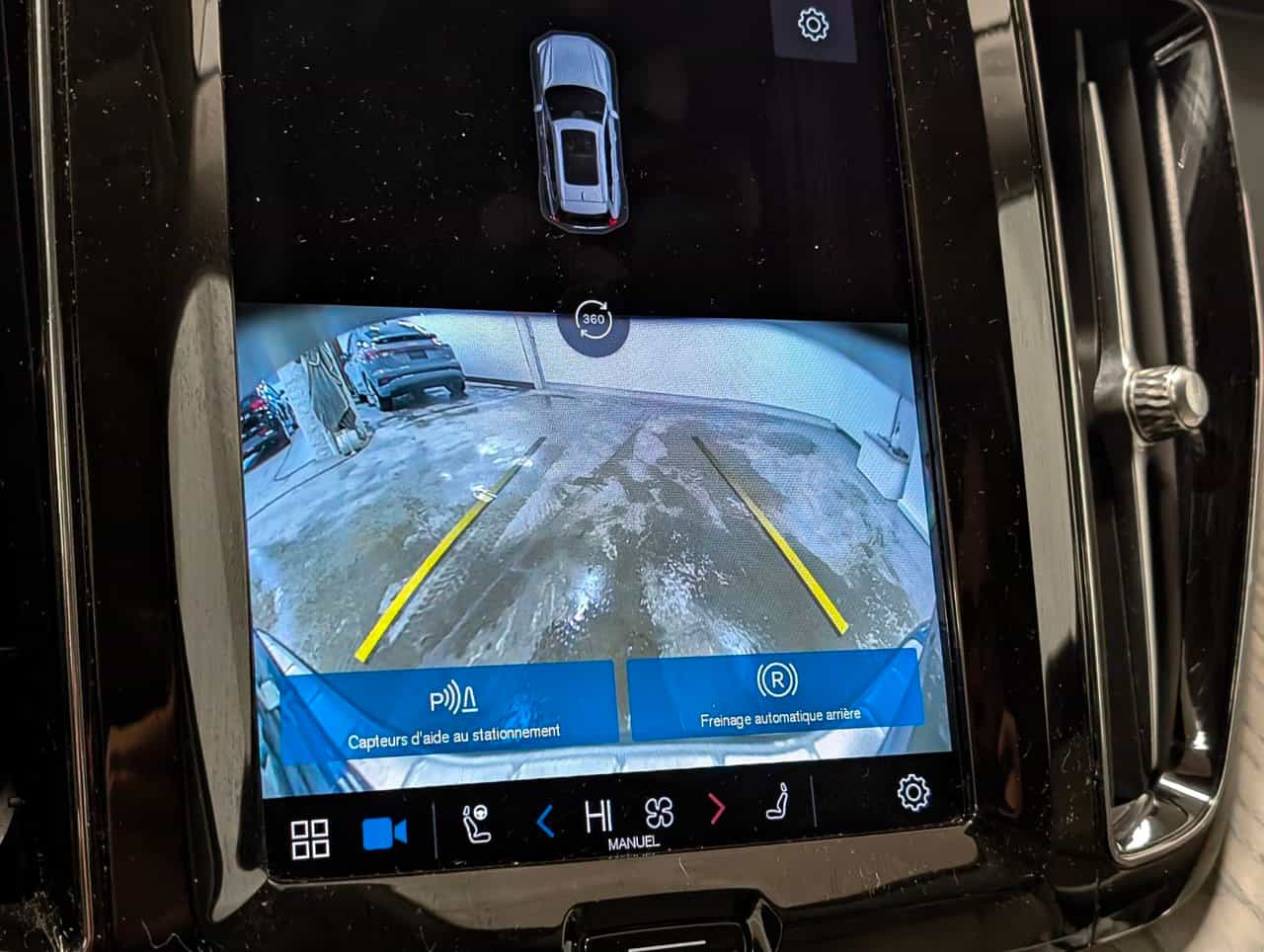 Image 20 Volvo XC60 Plus Dark B6 2023