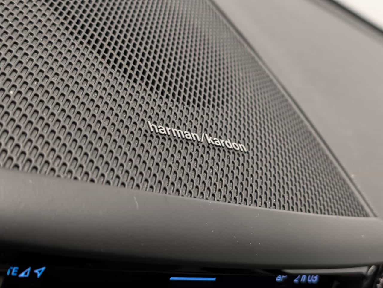 2023 Volvo XC60 Plus Dark B6 - Image 25