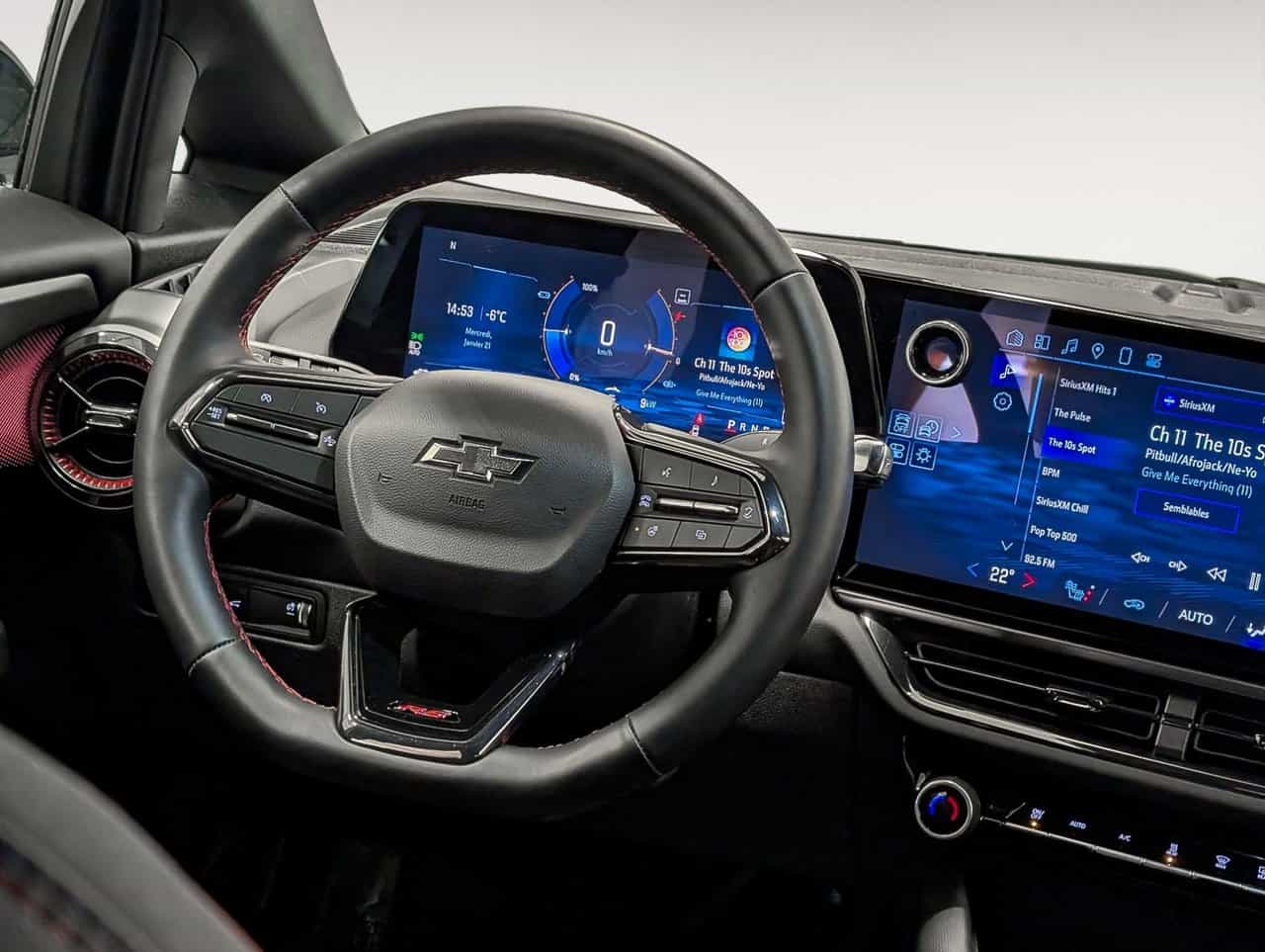 2025 Chevrolet Equinox EV 2RS - Image 15