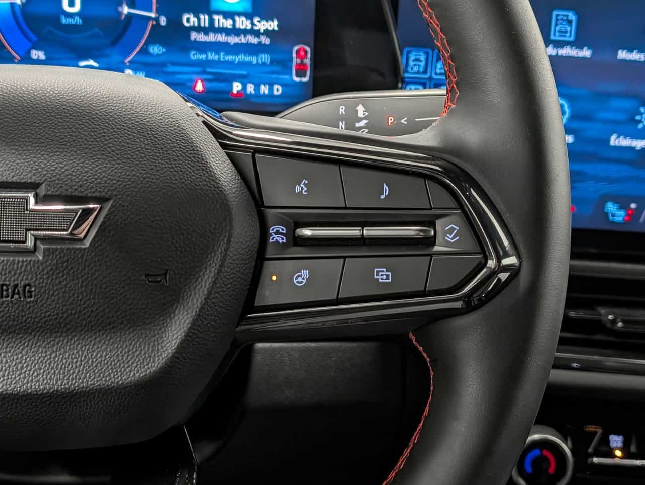 2025 Chevrolet Equinox EV 2RS - Image 20