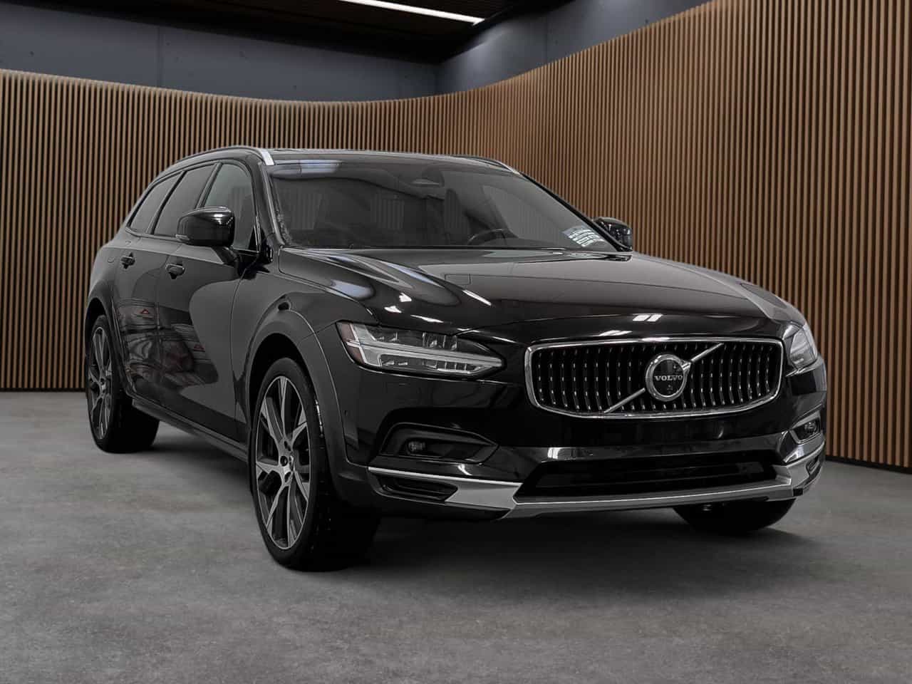 Image 4 Volvo V90 Cross Country CC B6 2022