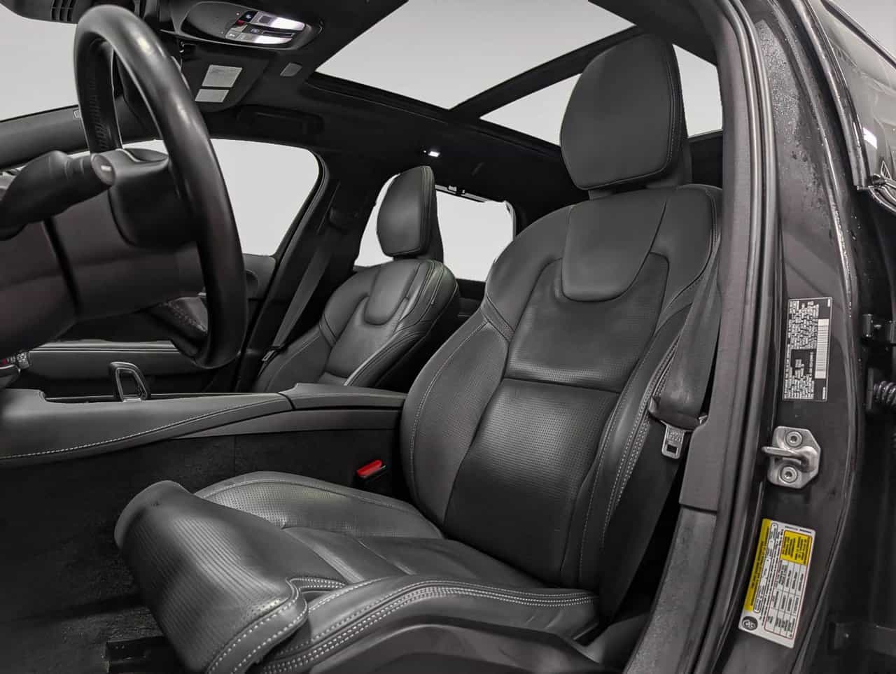 2022 Volvo V90 Cross Country CC B6 - Image 9