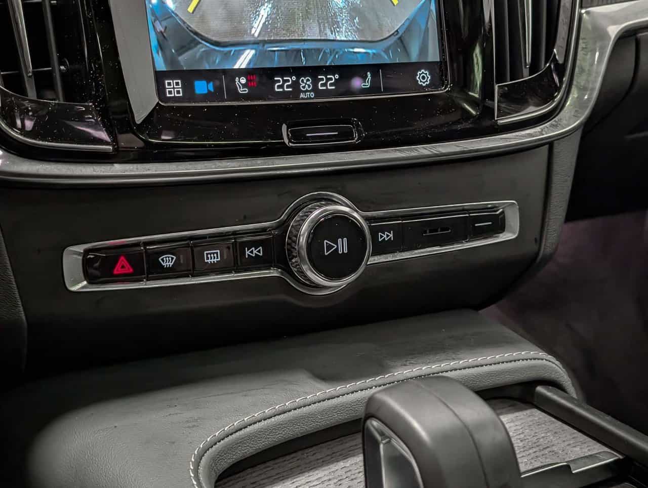 Image 17 Volvo V90 Cross Country CC B6 2022