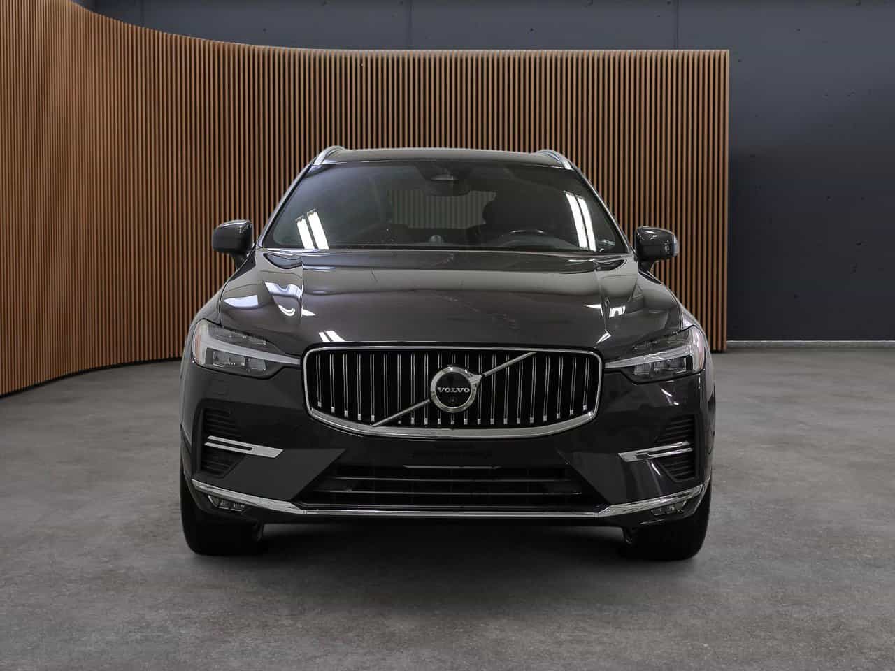 2022 Volvo XC60 Inscription - Image 3