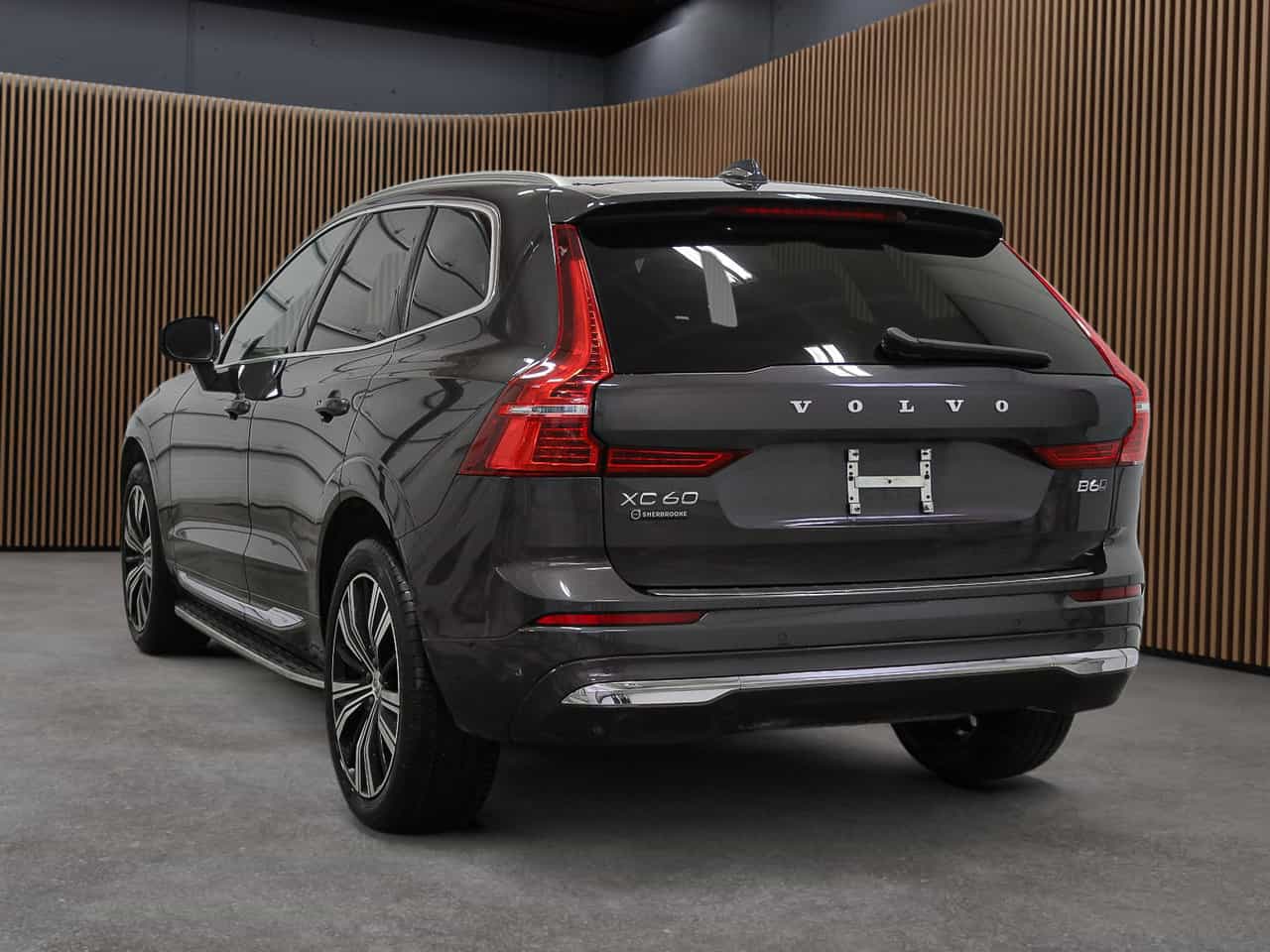 2022 Volvo XC60 Inscription - Image 5