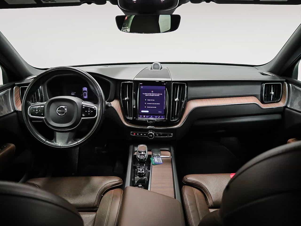 2022 Volvo XC60 Inscription - Image 11