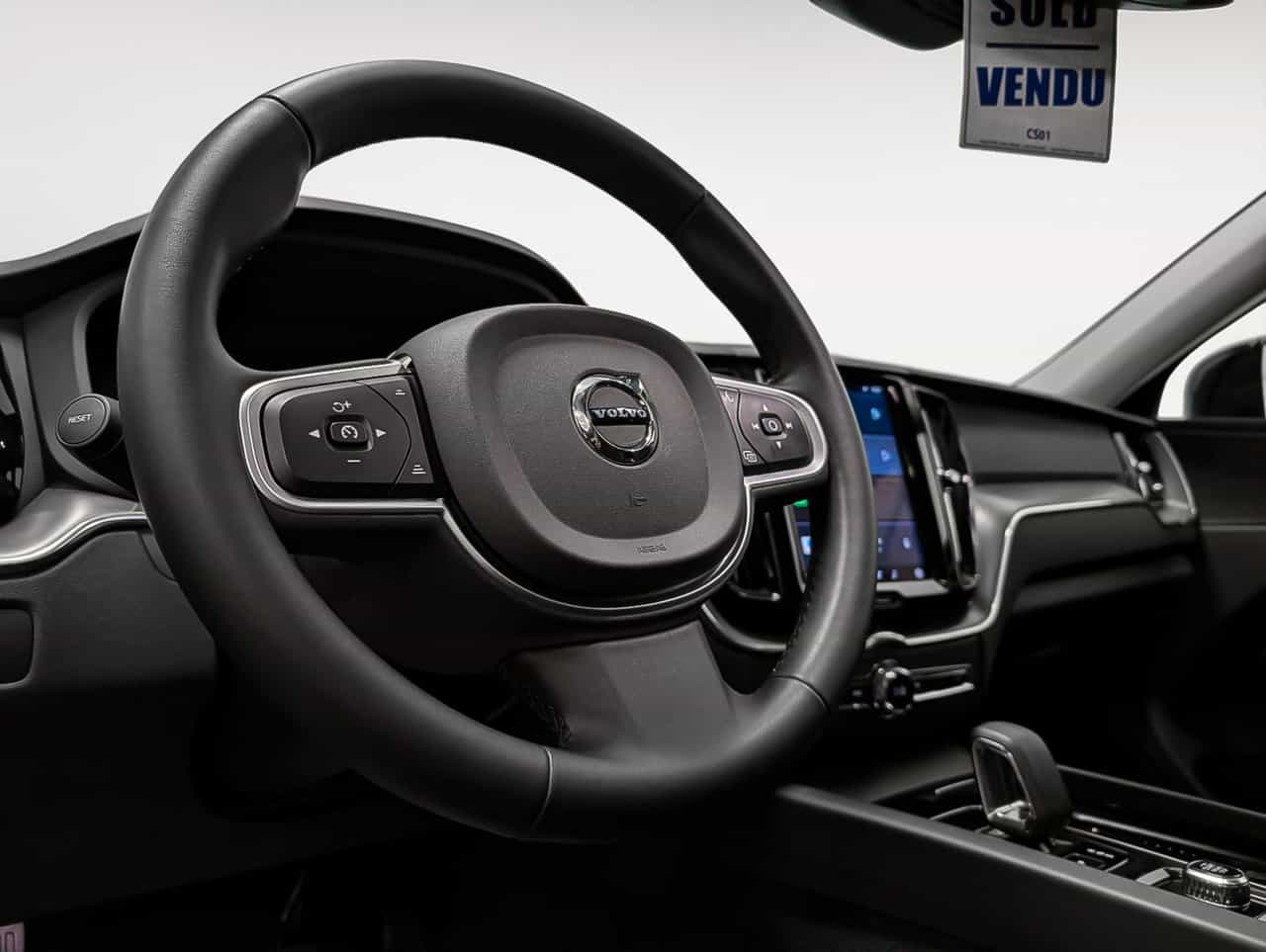 Image 8 Volvo XC60 B5 - Core 2025