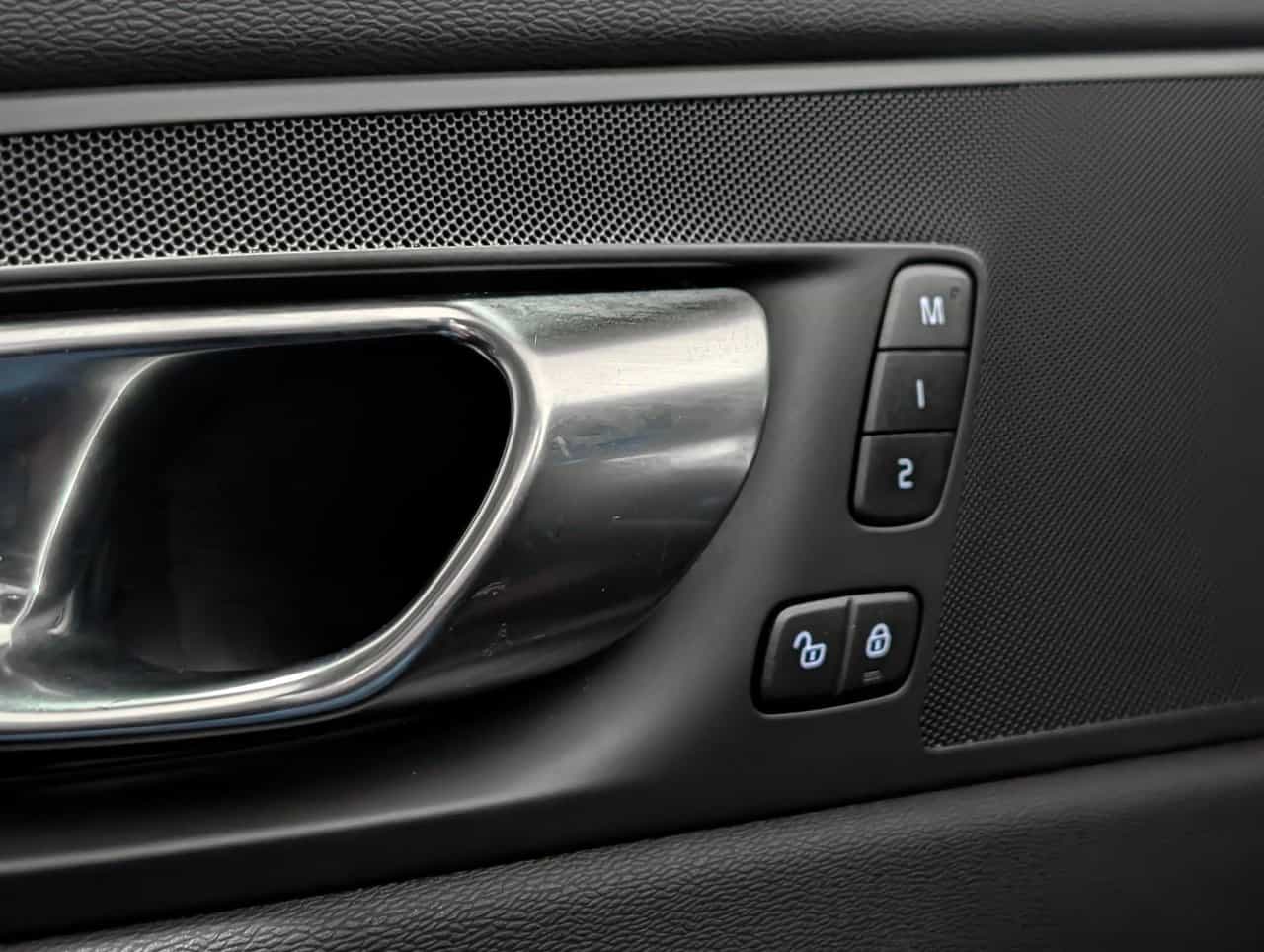 Image 23 Volvo XC60 B5 - Core 2025