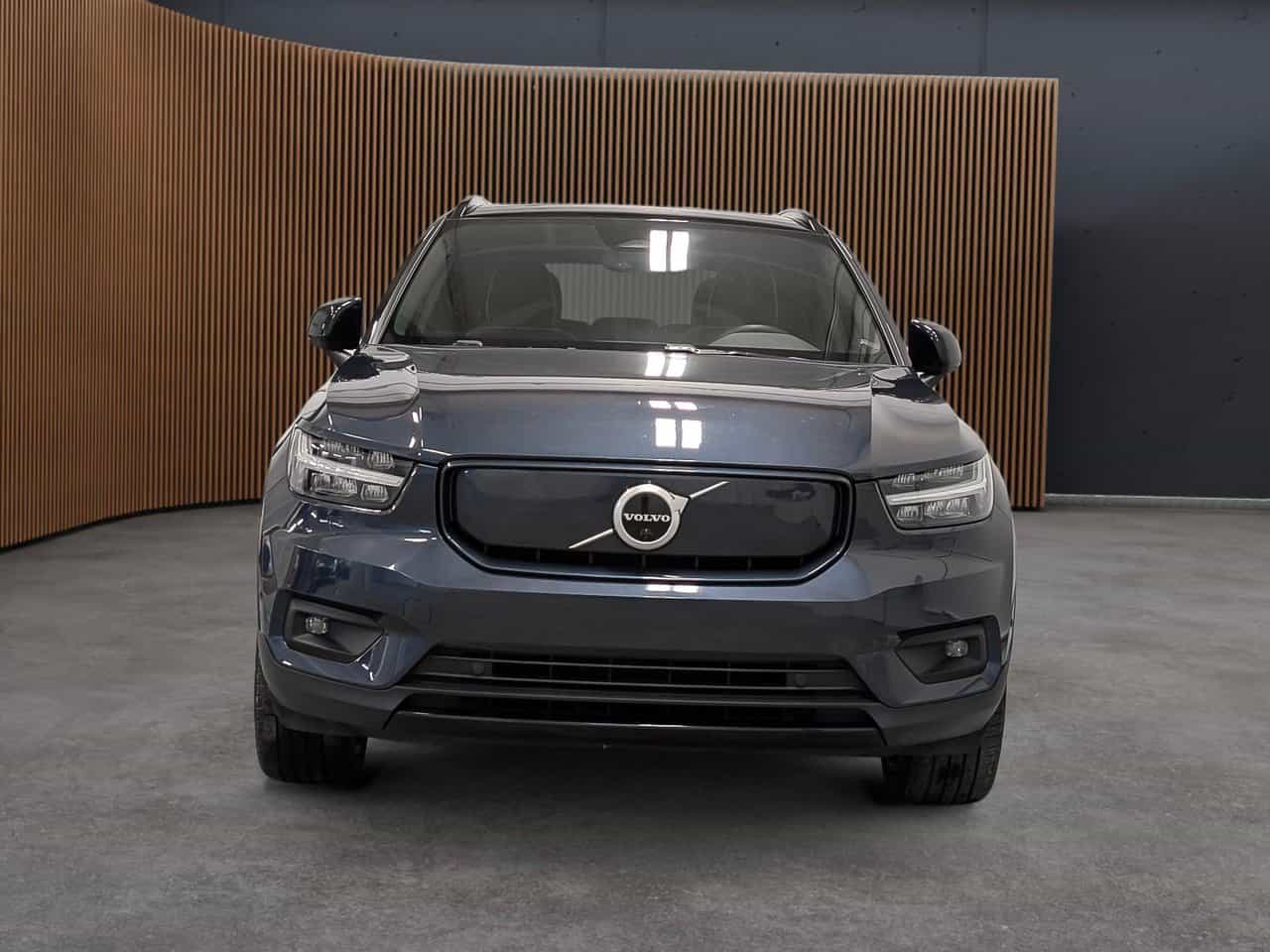 2022 Volvo XC40 Recharge Ultimate - Image 6